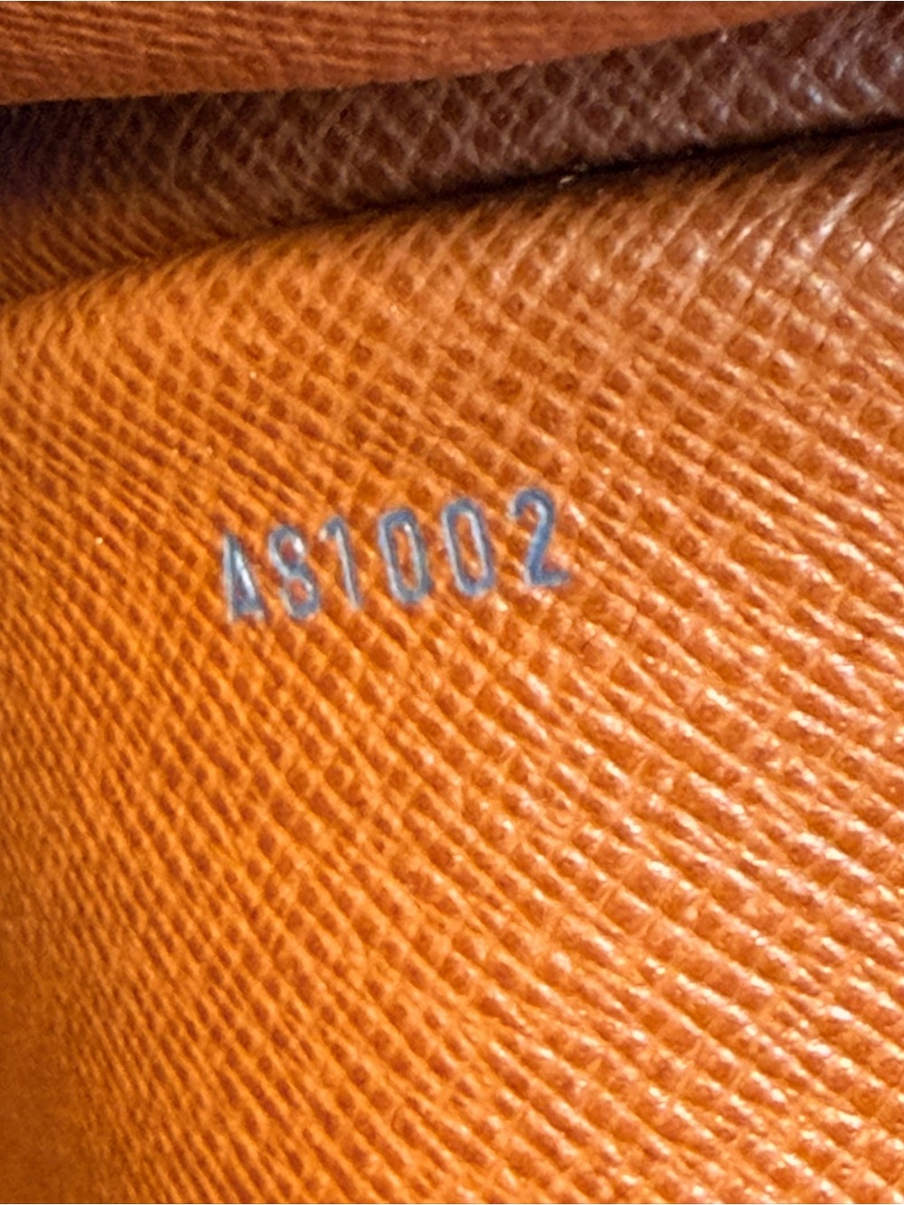 Louis Vuitton Vintage Boulogne Brown Monogram Canvas Shoulder Bag - Classic LV - Picture 4 of 16